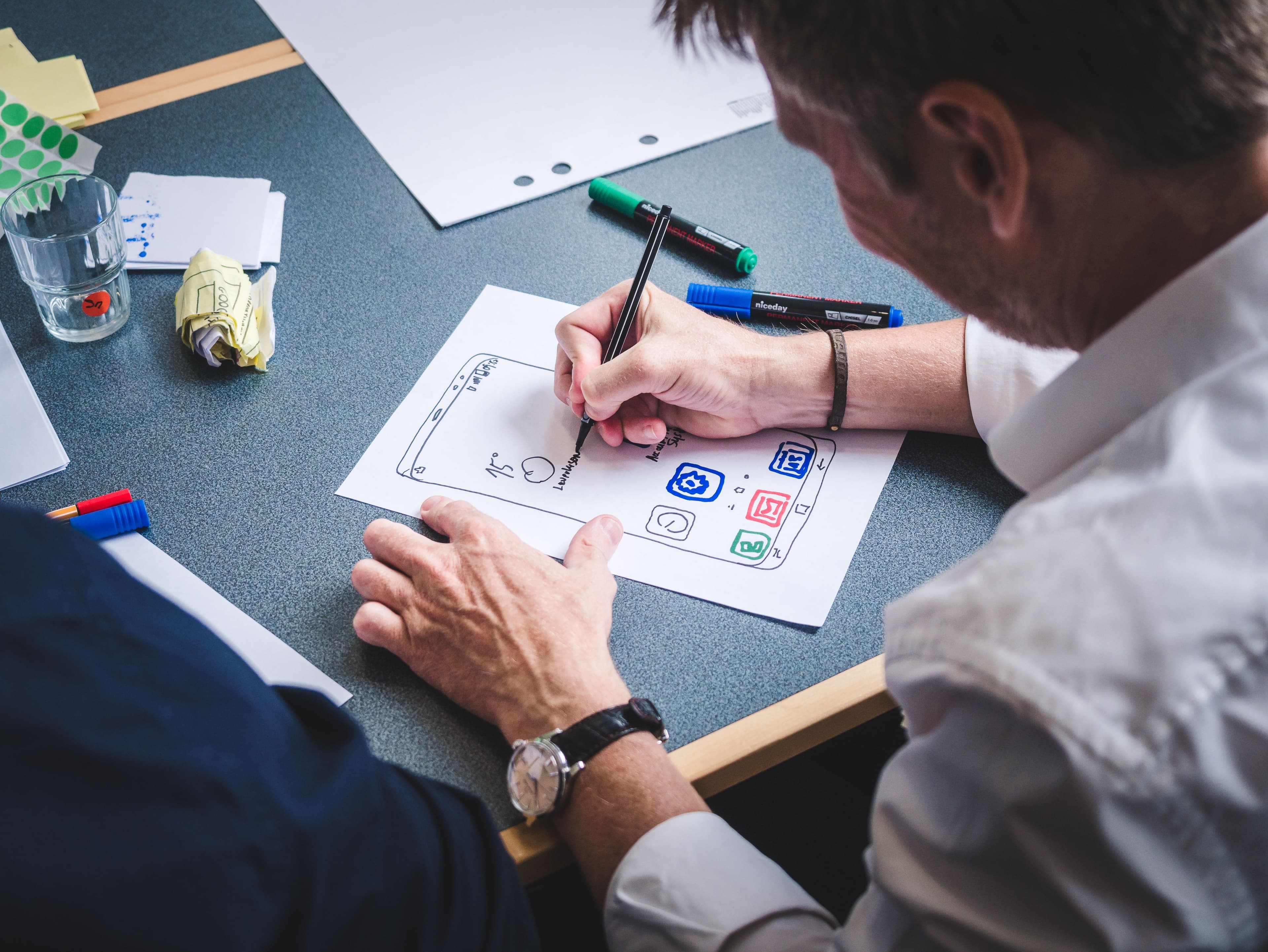 UI & UX Design Services service